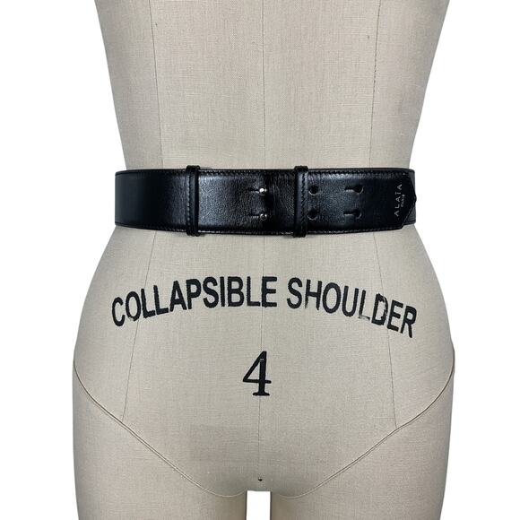 Alaia One Piece Black Leather Belt Size 70 CM - Picture 4 of 6